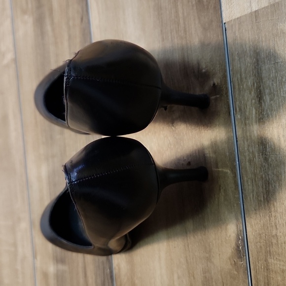 Stuart Weitzman black leather pumps size 7N made in Spain classic - Picture 8 of 15